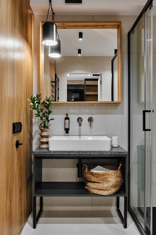 Tatra Nest Apartamenty - Jacuzzi, Sauna! เบียวีดูนาเยซ ภายนอก รูปภาพ