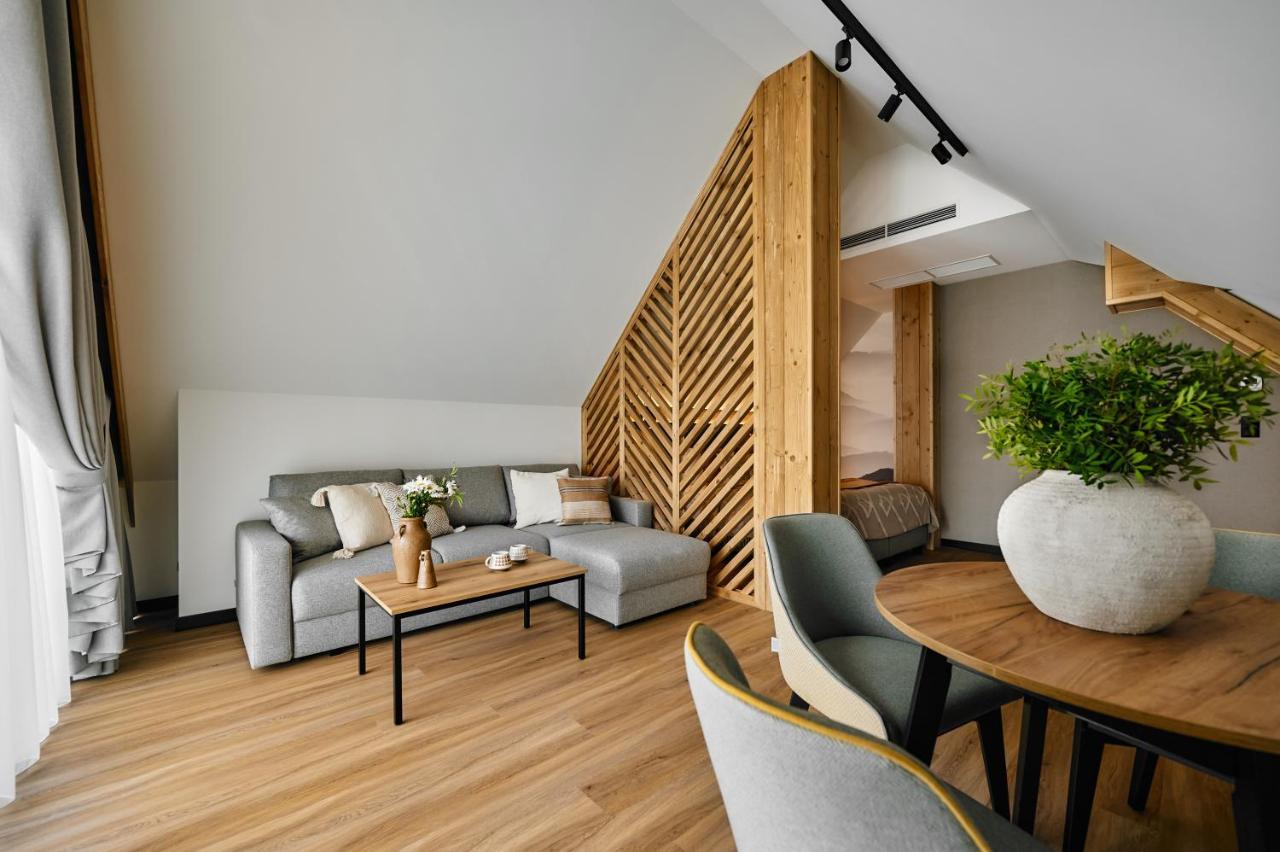 Tatra Nest Apartamenty - Jacuzzi, Sauna! เบียวีดูนาเยซ ภายนอก รูปภาพ