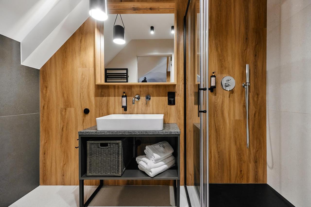Tatra Nest Apartamenty - Jacuzzi, Sauna! เบียวีดูนาเยซ ภายนอก รูปภาพ